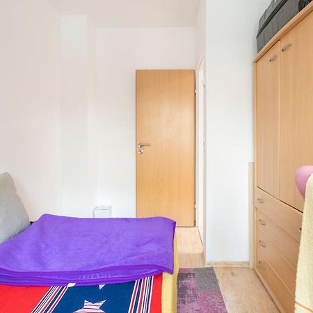 Schoenes Zimmer Im Charmanten Haus Βερολίνο Εξωτερικό φωτογραφία