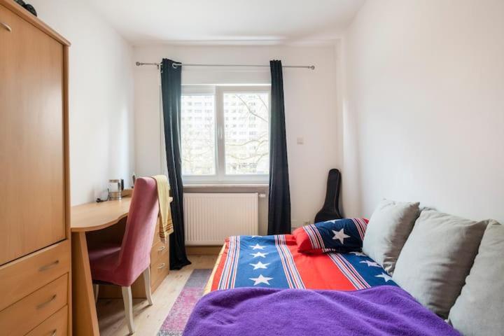 Schoenes Zimmer Im Charmanten Haus Βερολίνο Εξωτερικό φωτογραφία